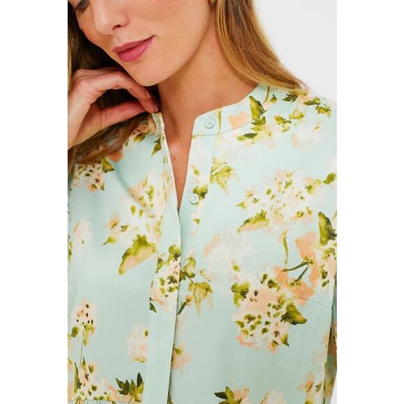 Tuckernuck Aqua Watercolor Royal Shirt Dress
NWT Size XS - Picture 5 of 11